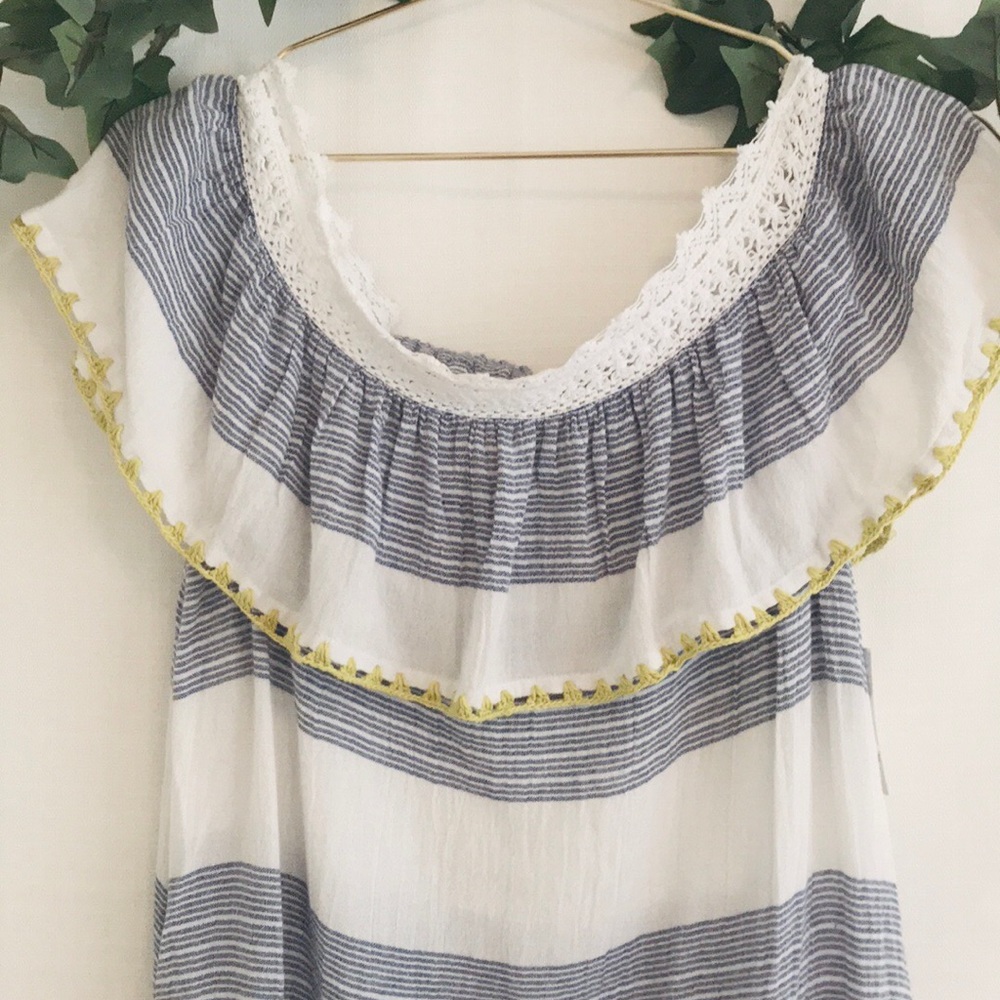 Never worn cover up, off the shoulder! - Picture 2 of 4